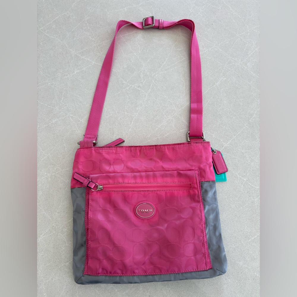 Coach Poppy Nylon Colorblock Swingpack Crossbody Bag (Style Number F22459)